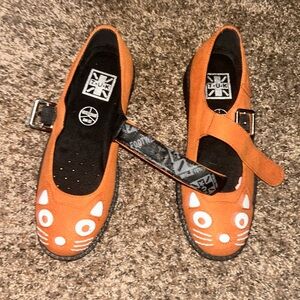 T.U.K Women's Orange Cat Face Shoes
